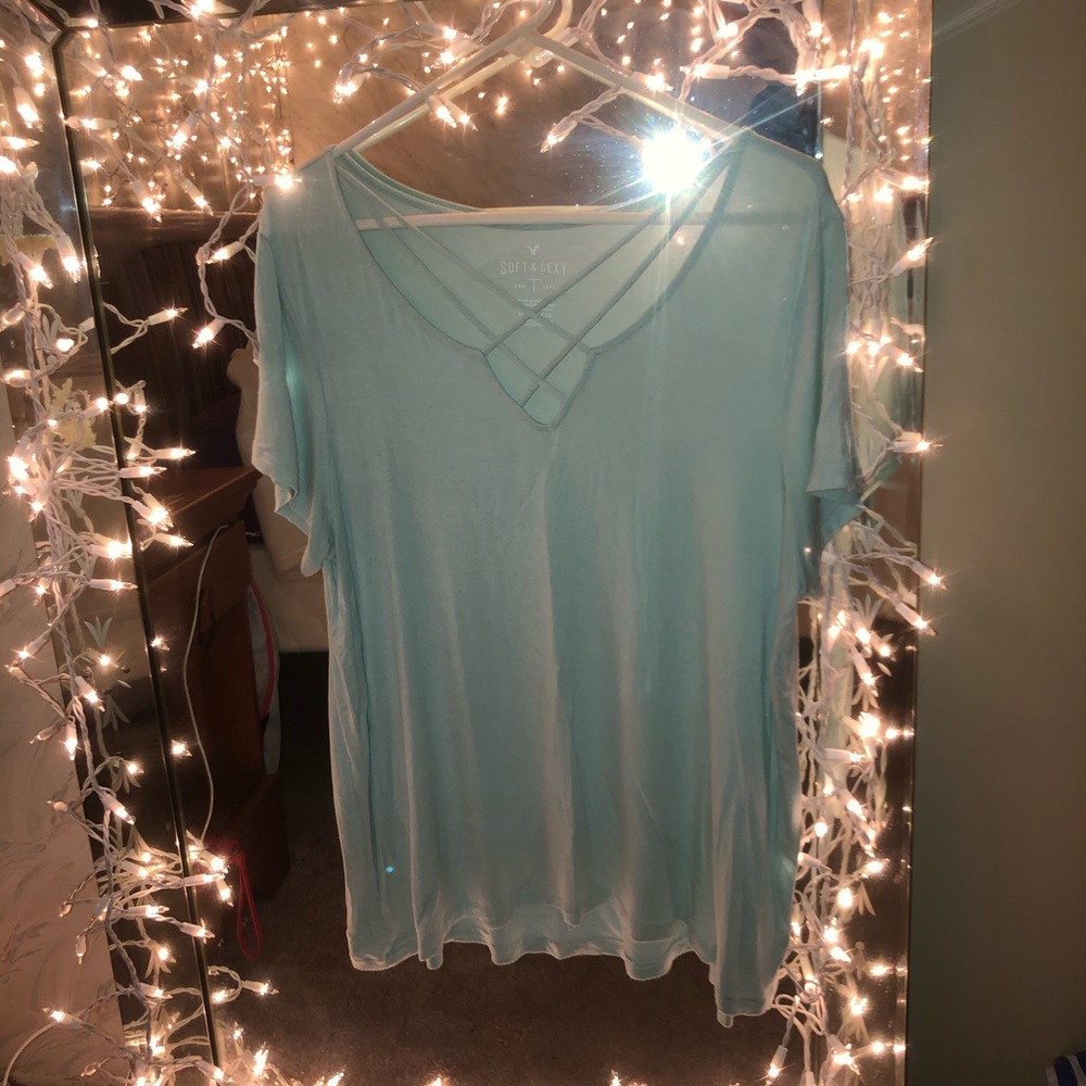 Soft & sexy American eagle low-rise t-shirt